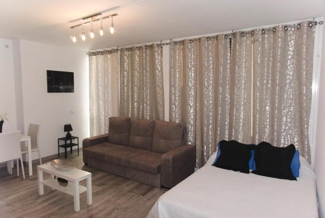 Estudio En Plaza Vara Del Rey Madrid Eksteriør billede